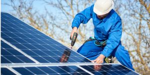 Installation Maintenance Panneaux Solaires Photovoltaïques à Pionnat